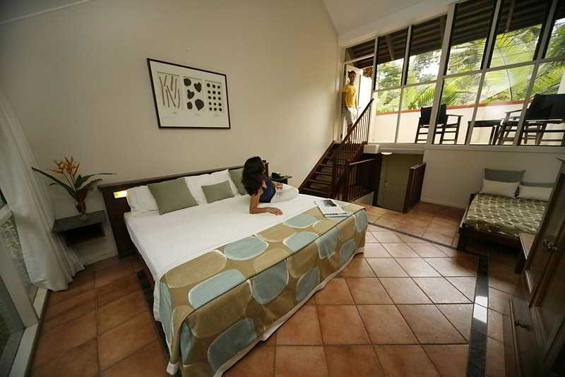 Ferntree Rainforest Lodge Cape Tribulation Buitenkant foto